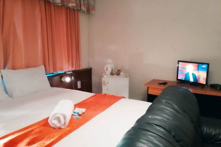 Room 3 of 24