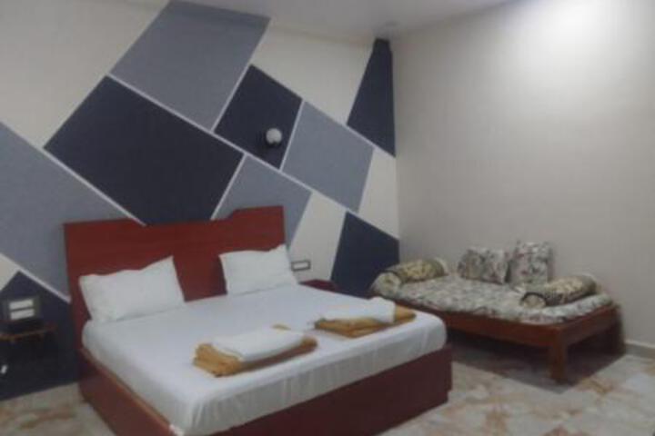 Room 52 of 53