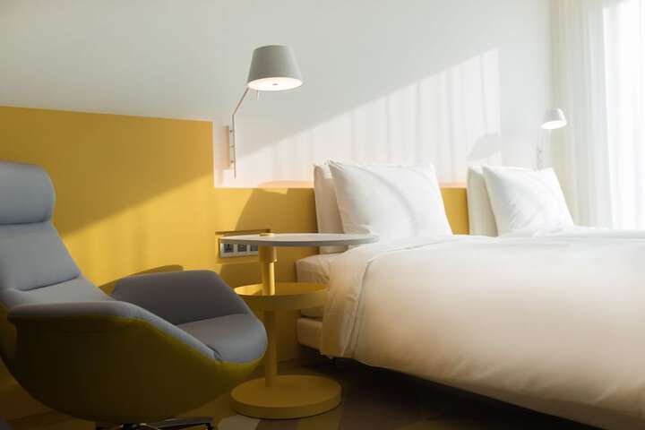 Room 18 of 34