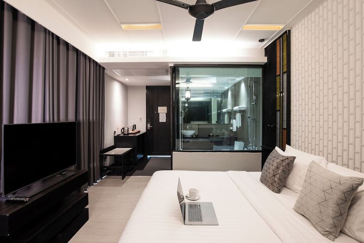 Room 20 of 93