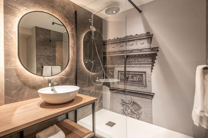 Clean Restrooms