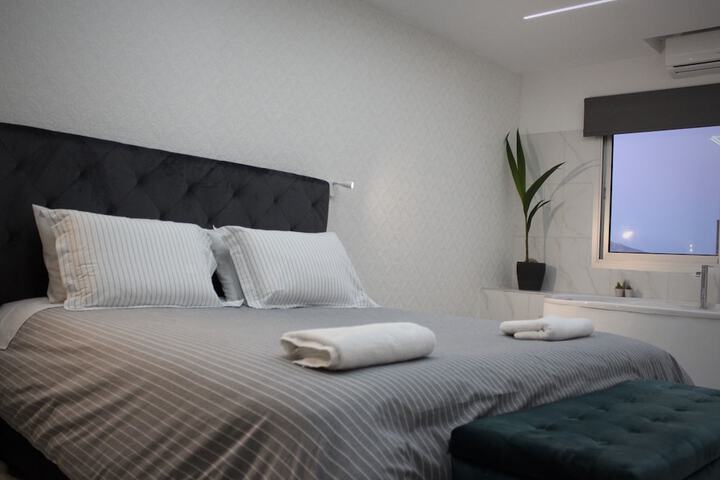 Room 18 of 31