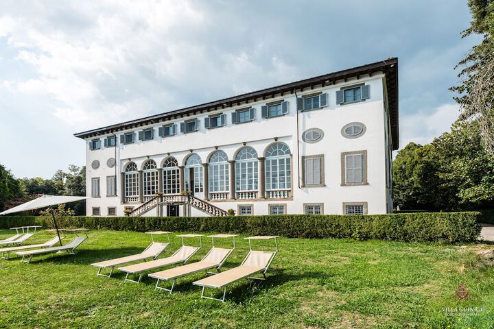VILLA GUINIGI EXCLUSIVE RESIDENCE & POOL in Capannori