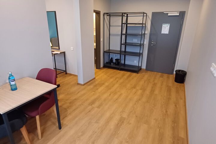 Room 15 of 87