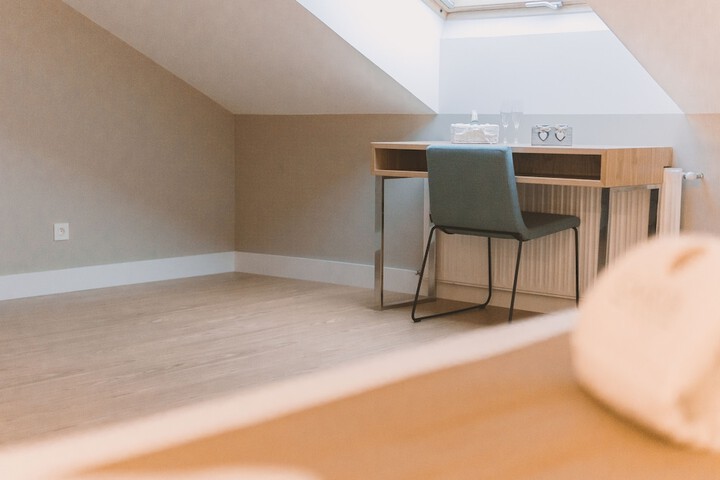 Room 10 of 63