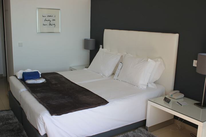 Room 74 of 112