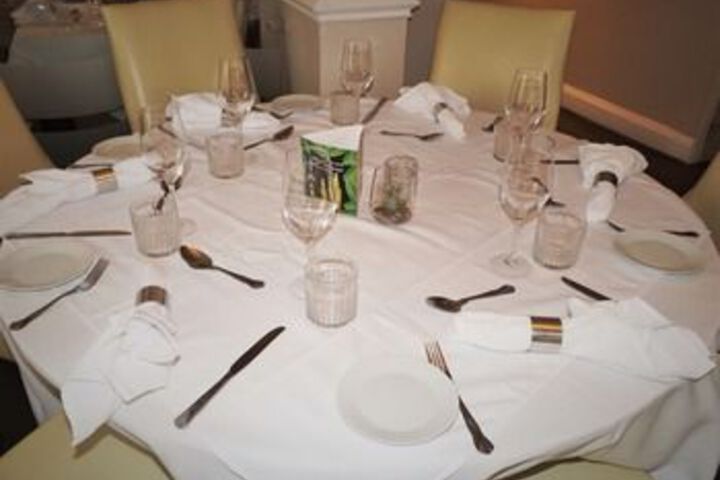 Dining 44 of 47
