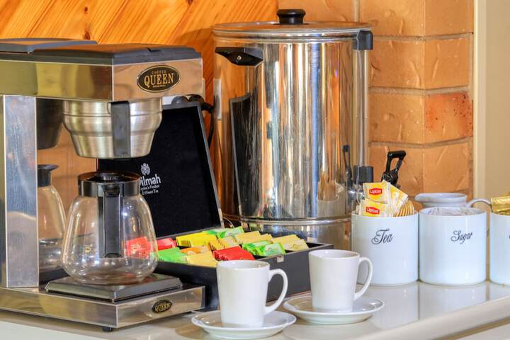Breakfast/Coffee Service 28 of 44
