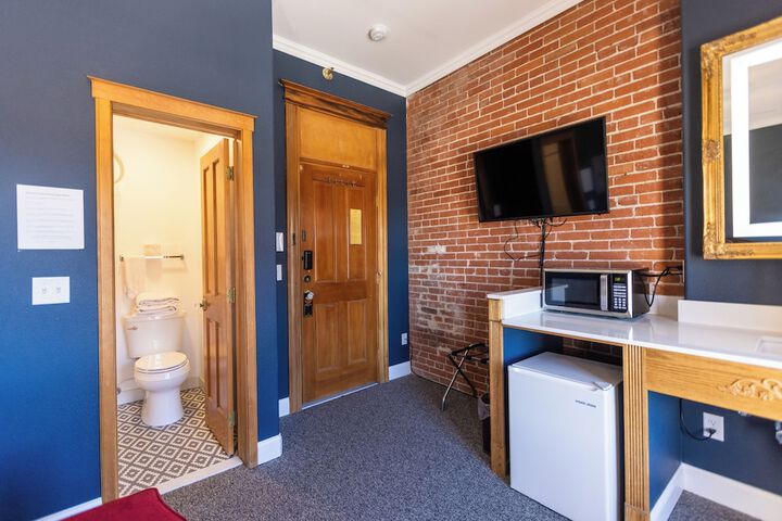 Room 75 of 120