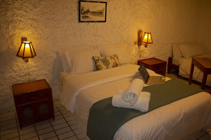 Room 12 of 60
