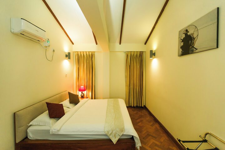 Room 8 of 54