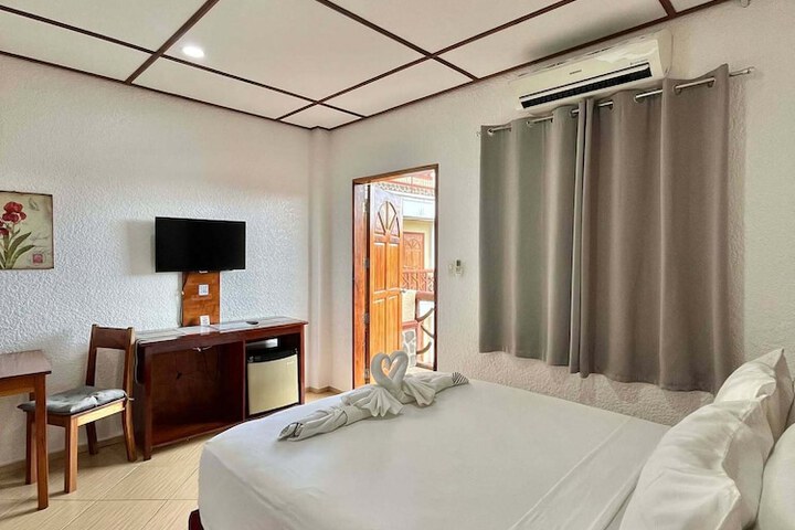 Room 19 of 123