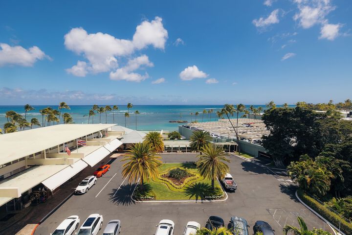 Beach/ocean view