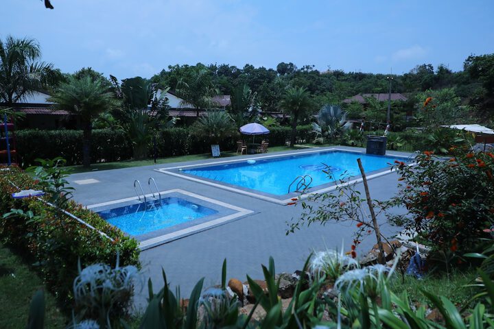 Hotel 74 of 80