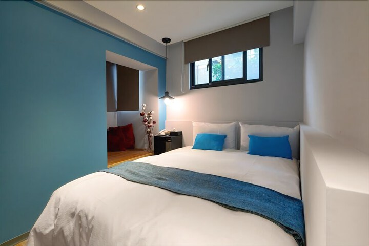 Hotel Suite Photo