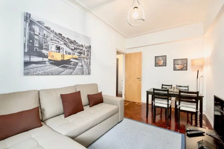 Room 2 of 12