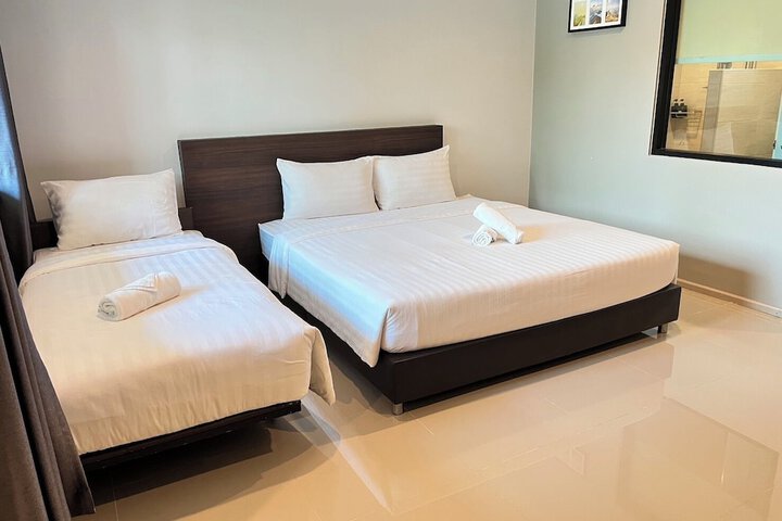 Room 3 of 55