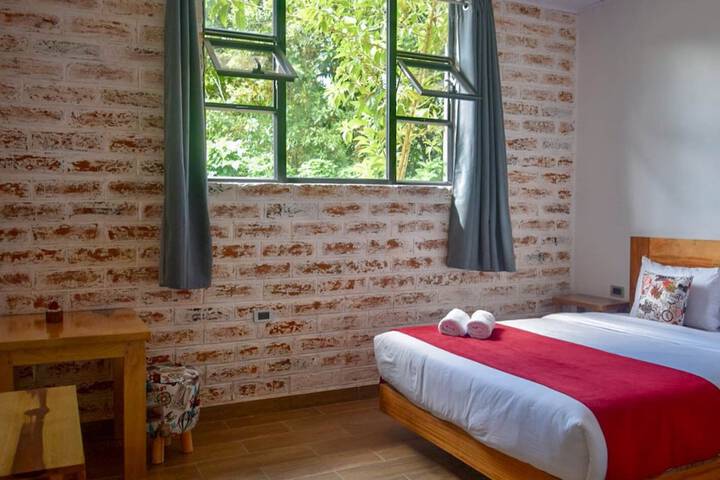 Room 8 of 29