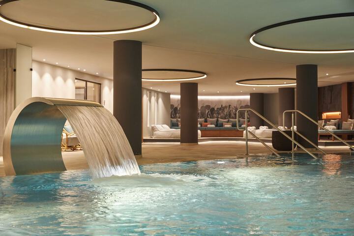 Pool 35 of 95
