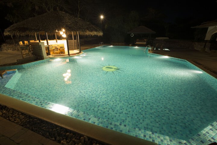 Pool 15 of 35