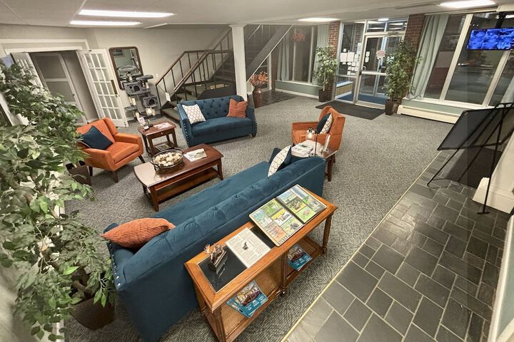 Hotel Interior 5 of 41