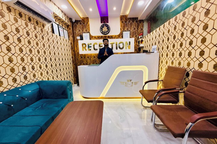 Hotel Golden Crystal