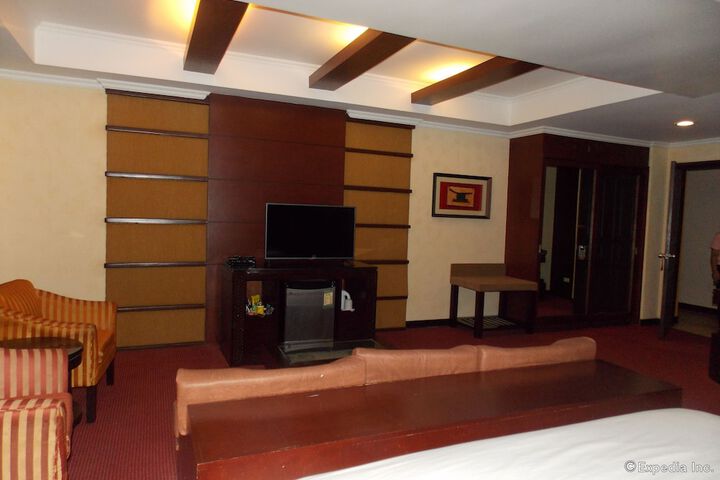Room 10 of 56