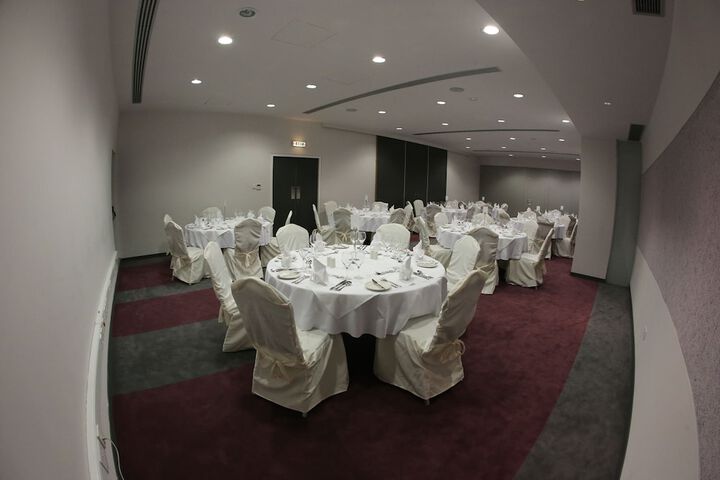 Ballroom/Hall 25 of 32