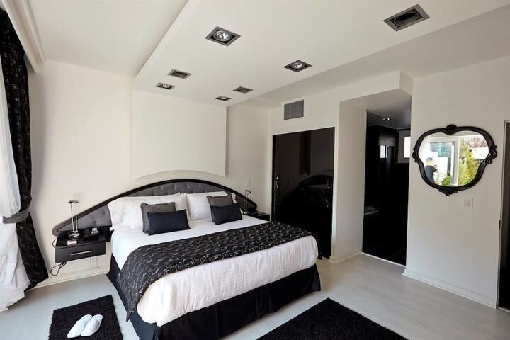 Suite Room