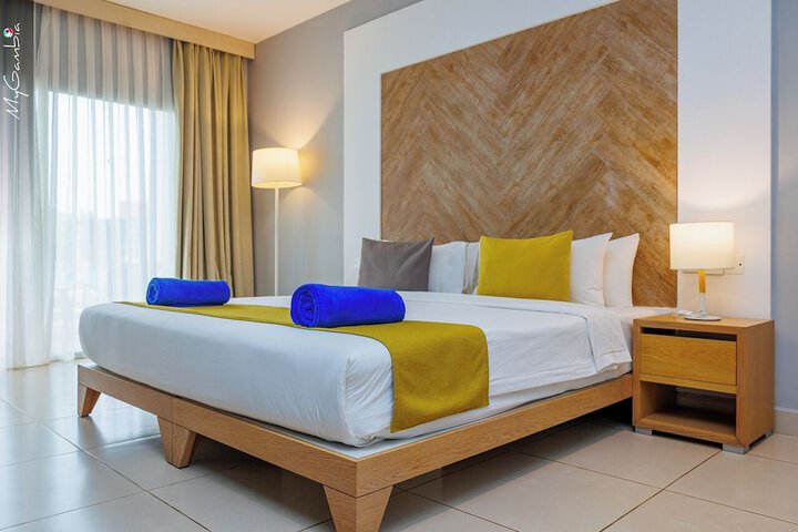 Room 2 of 27