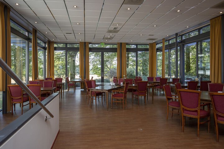 Dining Photos
