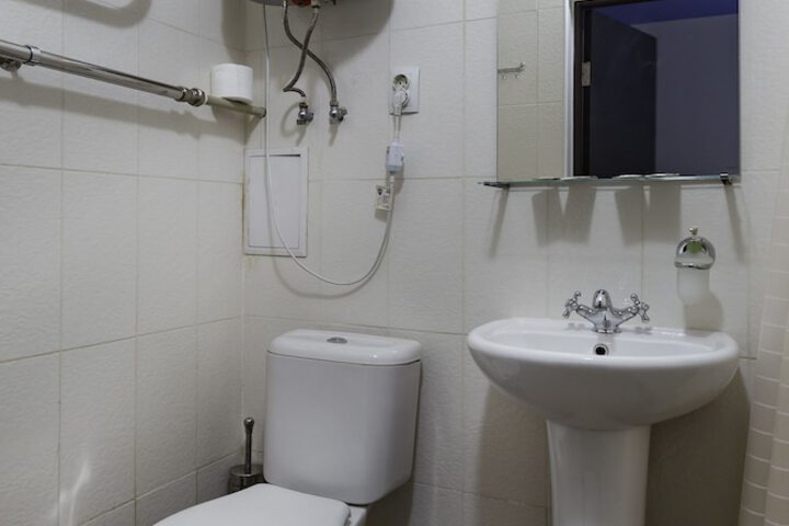 Room 62 of 68