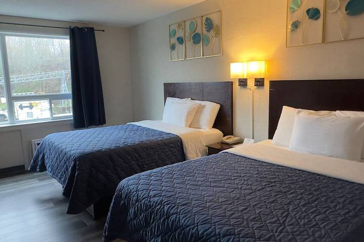 Room 13 of 28