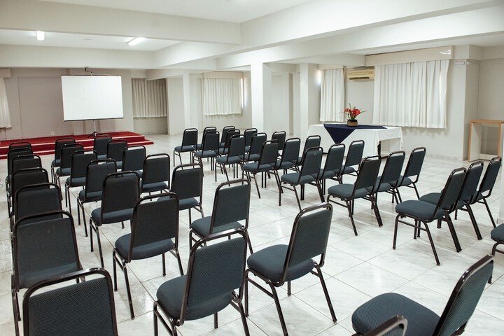 Ballroom/Hall 23 of 28