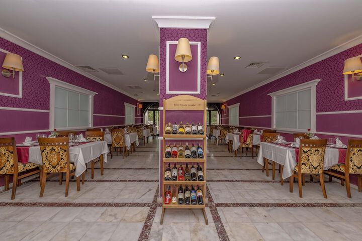 Dining 59 of 121