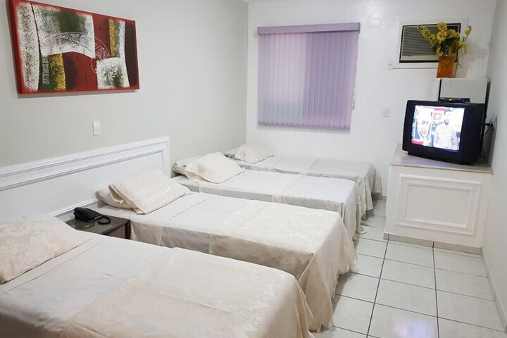 Room 12 of 51