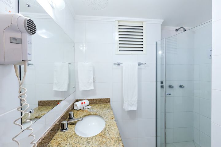 Clean Restrooms