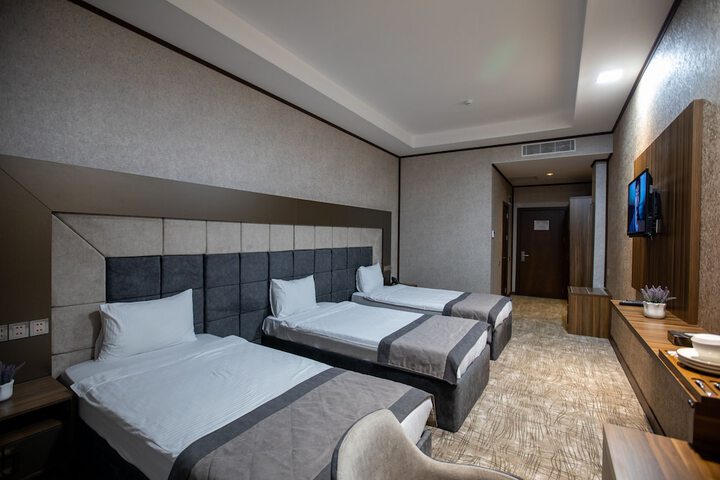 Room 3 of 19