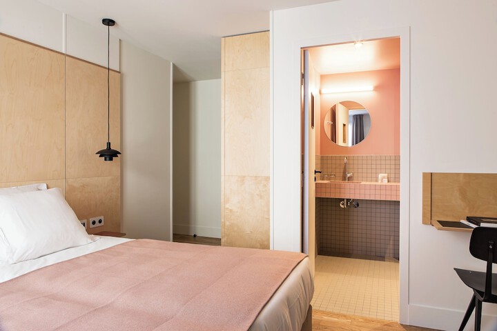 Room 29 of 64