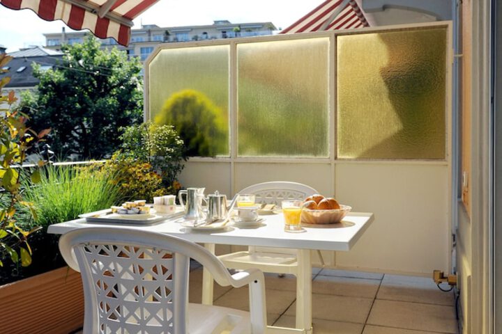 Terrace/Patio 64 of 65