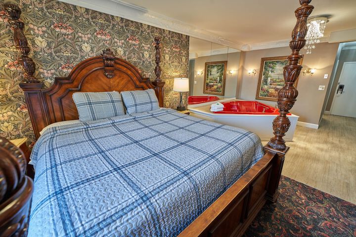 Deluxe King Bed (38 of 39)