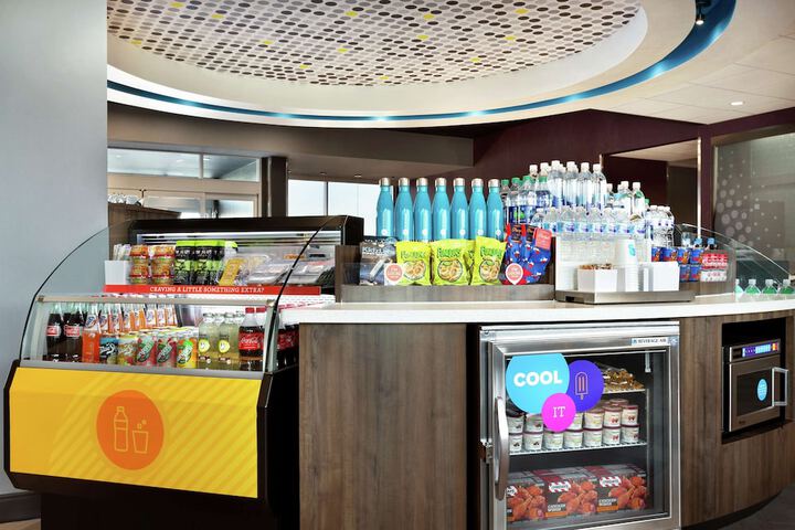 Snack bar