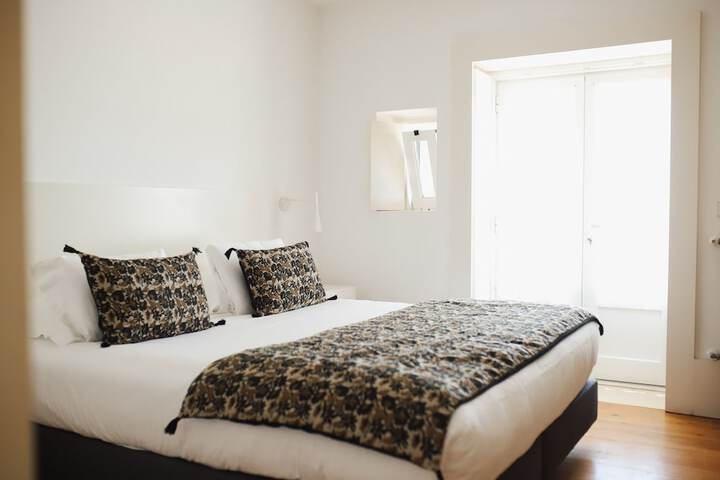Room 75 of 179