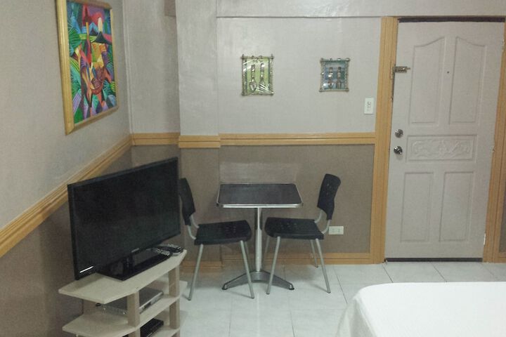 Room 25 of 51