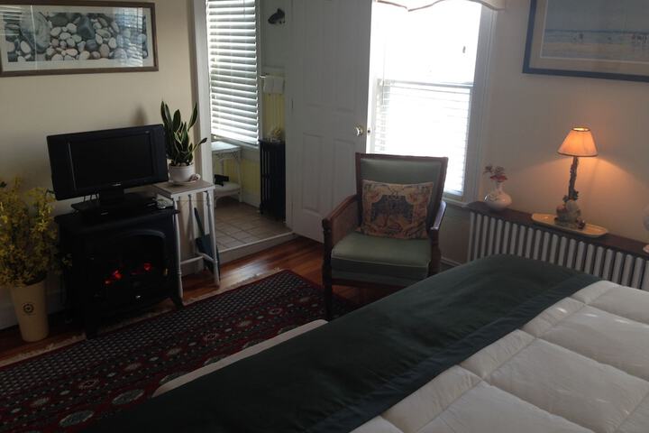 Room 9 of 41