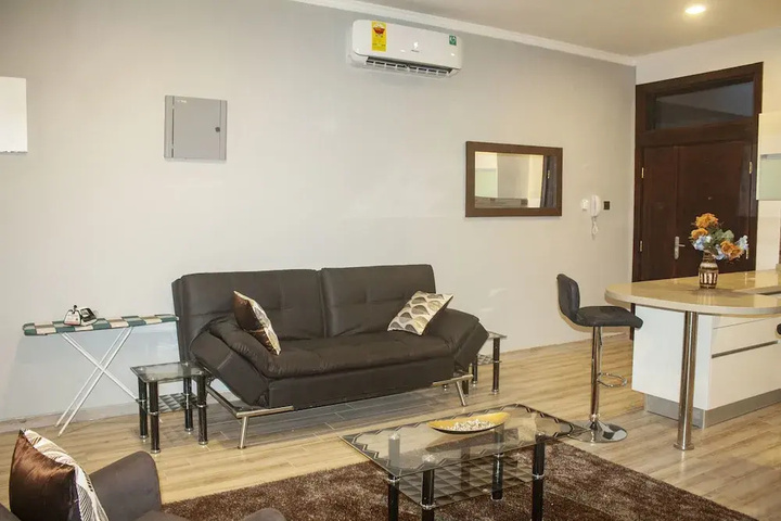 Room 10 of 22