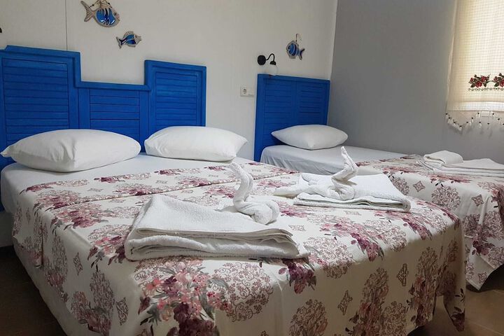 Room 8 of 70