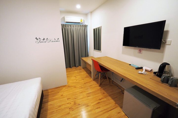 Room 14 of 69