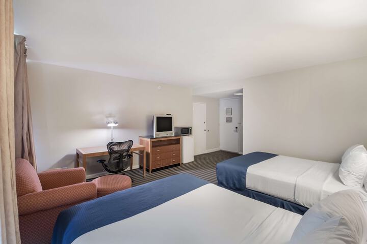 Room 17 of 29