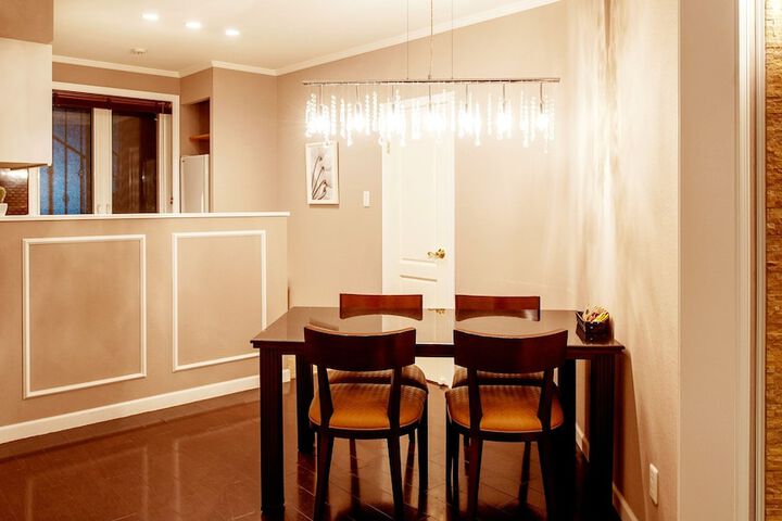 Room 15 of 34